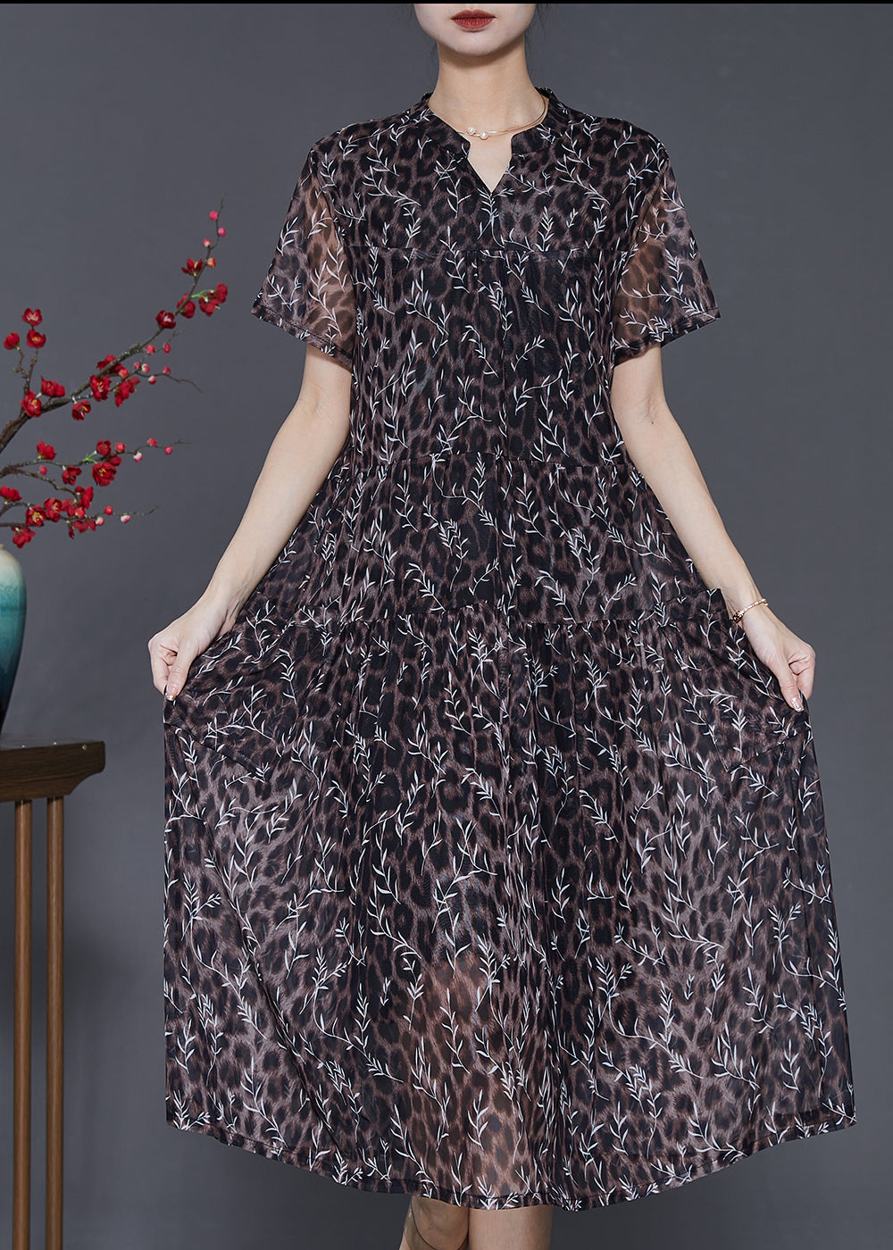 Beautifully Crafted Dress in a Classic Style