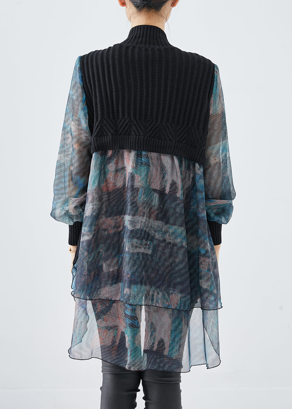Well Tailored Shirt with a Graceful Silhouette