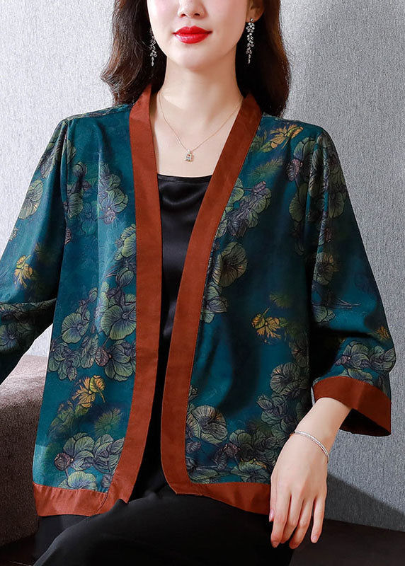 Beautifully Finished Cardigan in a Timeless Design