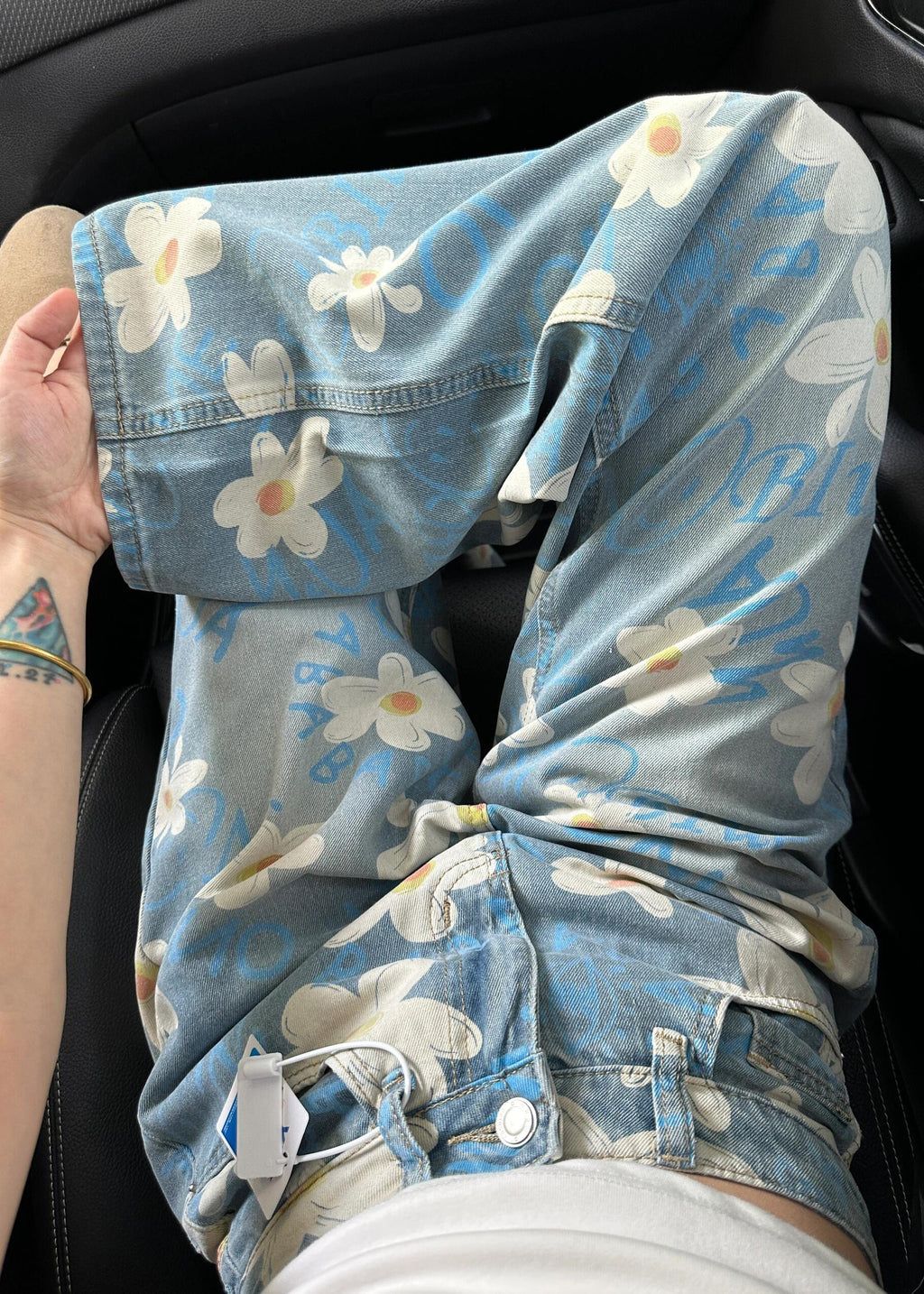 Gracefully Styled Pants for Any Occasion