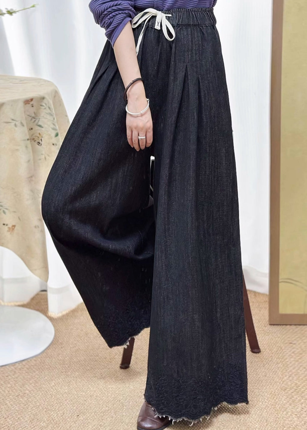 Beautifully Finished Pants in a Timeless Design