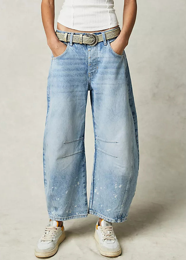 Well Tailored Pants with a Graceful Silhouette
