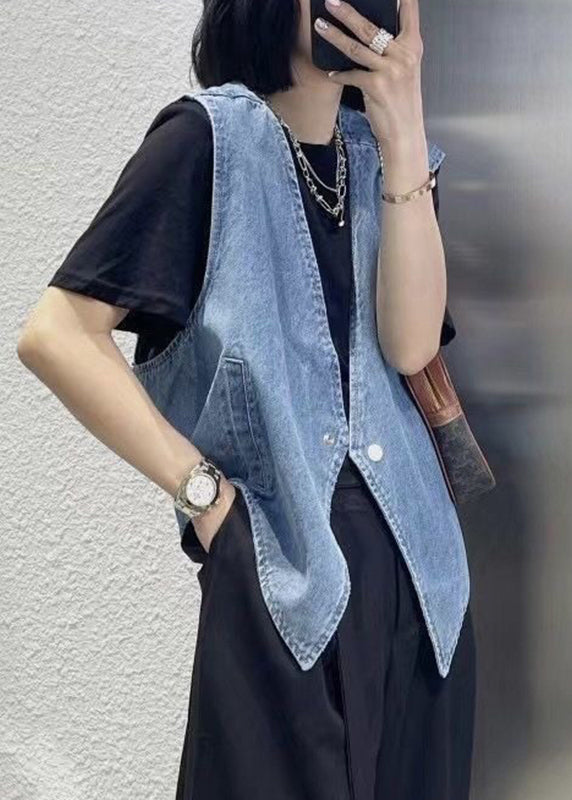 Gracefully Styled Coat for Any Occasion