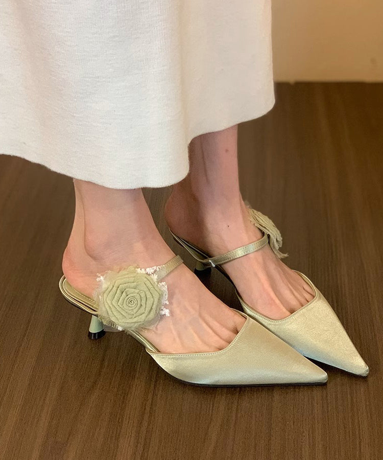 Graceful Orthopedic Sandals for Modern Look
