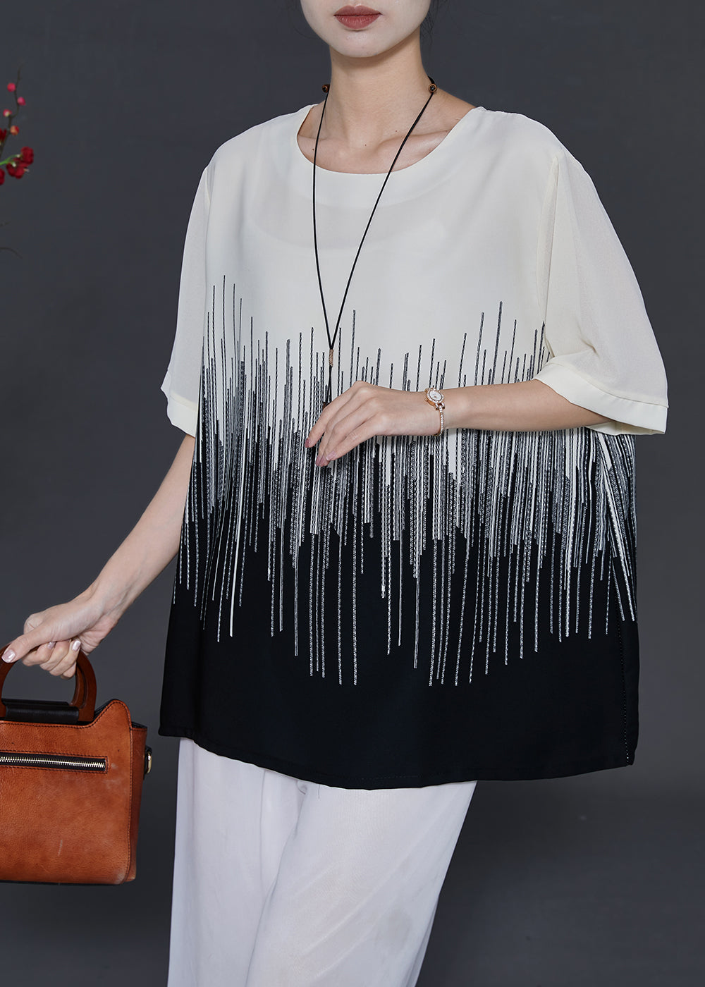 Classic Vintage & Enduringly Stylish Top