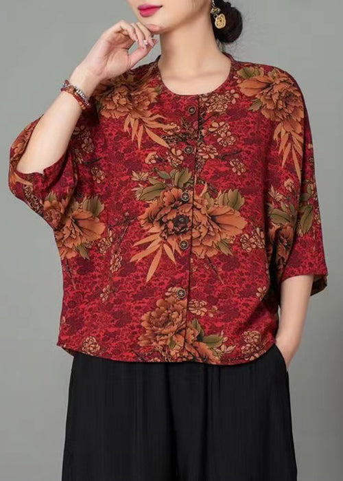 Beautifully Crafted Blouse in a Classic Style