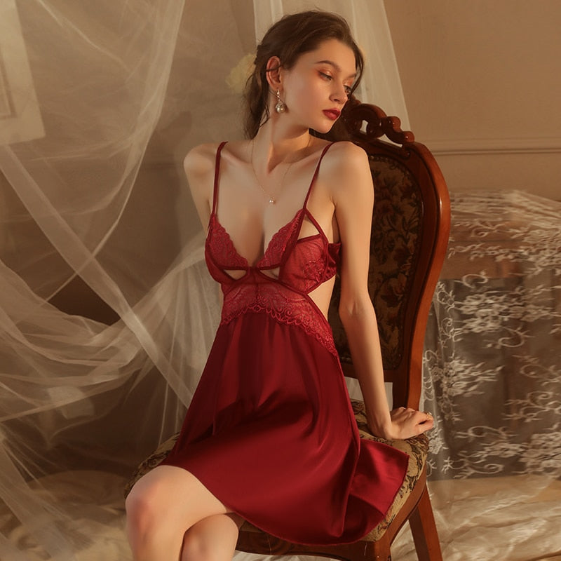Subtly Elegant Dress with a Refined Vintage Look