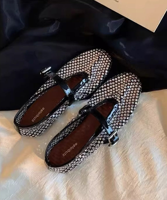 Graceful Orthopedic Sandals for Modern Look