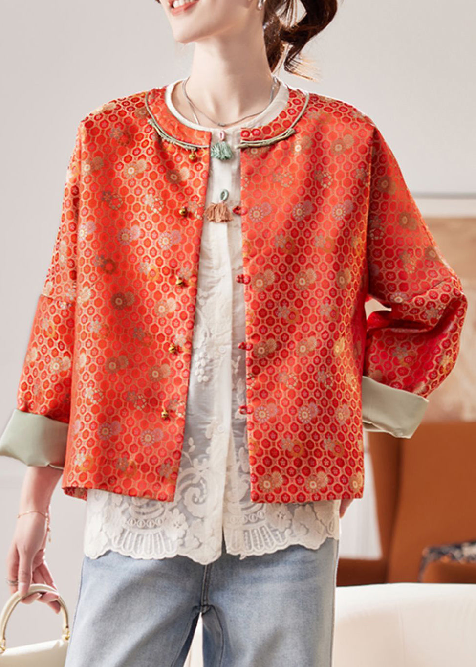 Beautifully Finished Coat in a Timeless Design