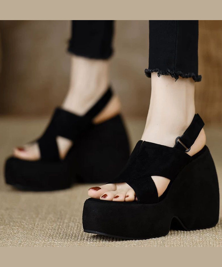 Graceful Orthopedic Sandals for Modern Look