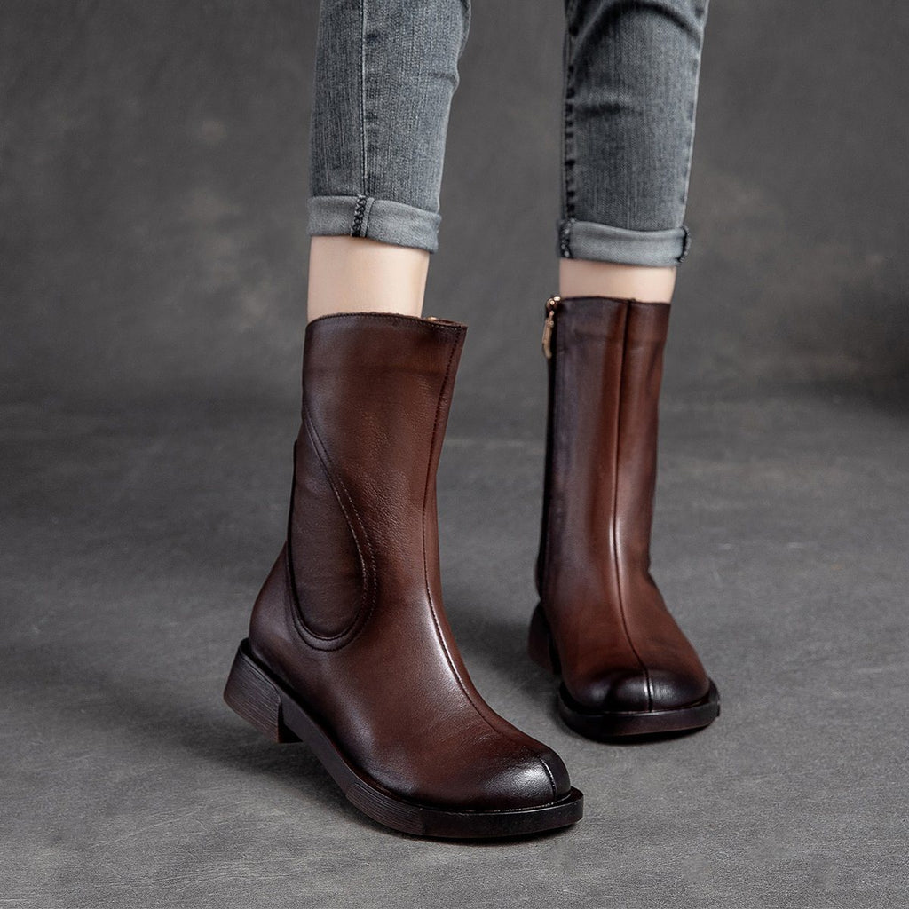Graceful Orthopedic Boots for Modern Look