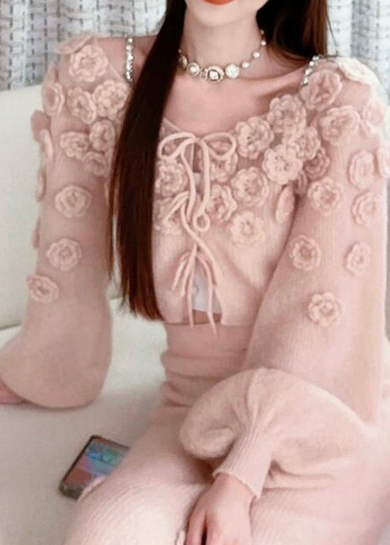 Classic Vintage Sweater with a Flattering Fit
