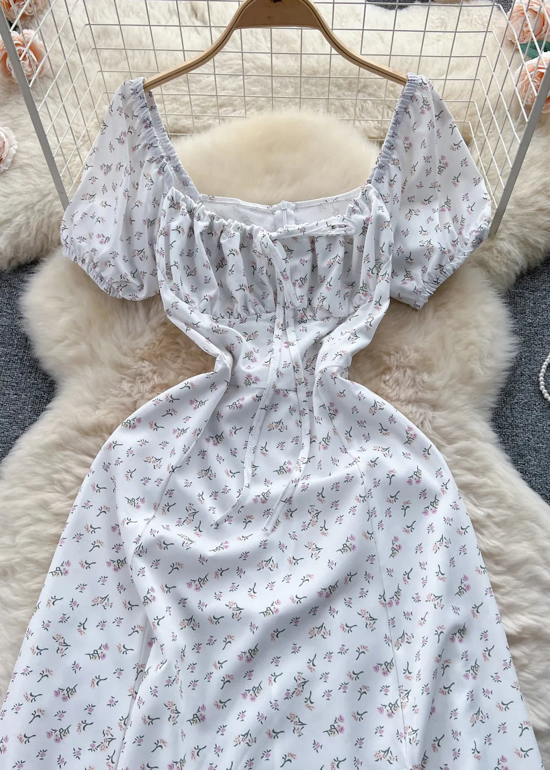 Classic Vintage Dress with a Flattering Fit