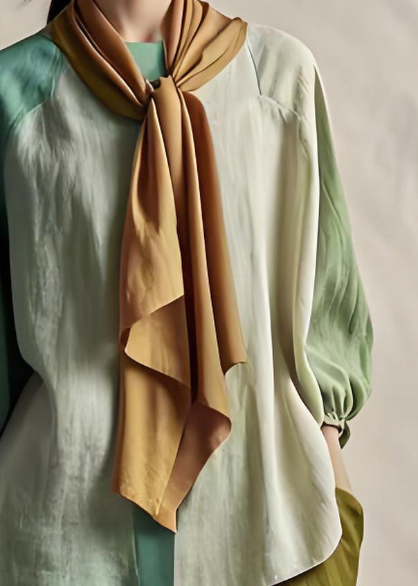 Sophisticated Blouse with a Clean Classic Look