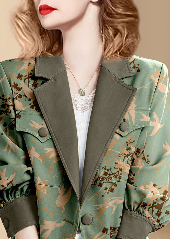 Sophisticated Coat with a Clean Classic Look