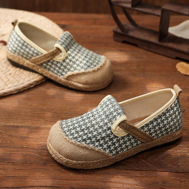 Chic Orthopedic Shoes with Unique Design