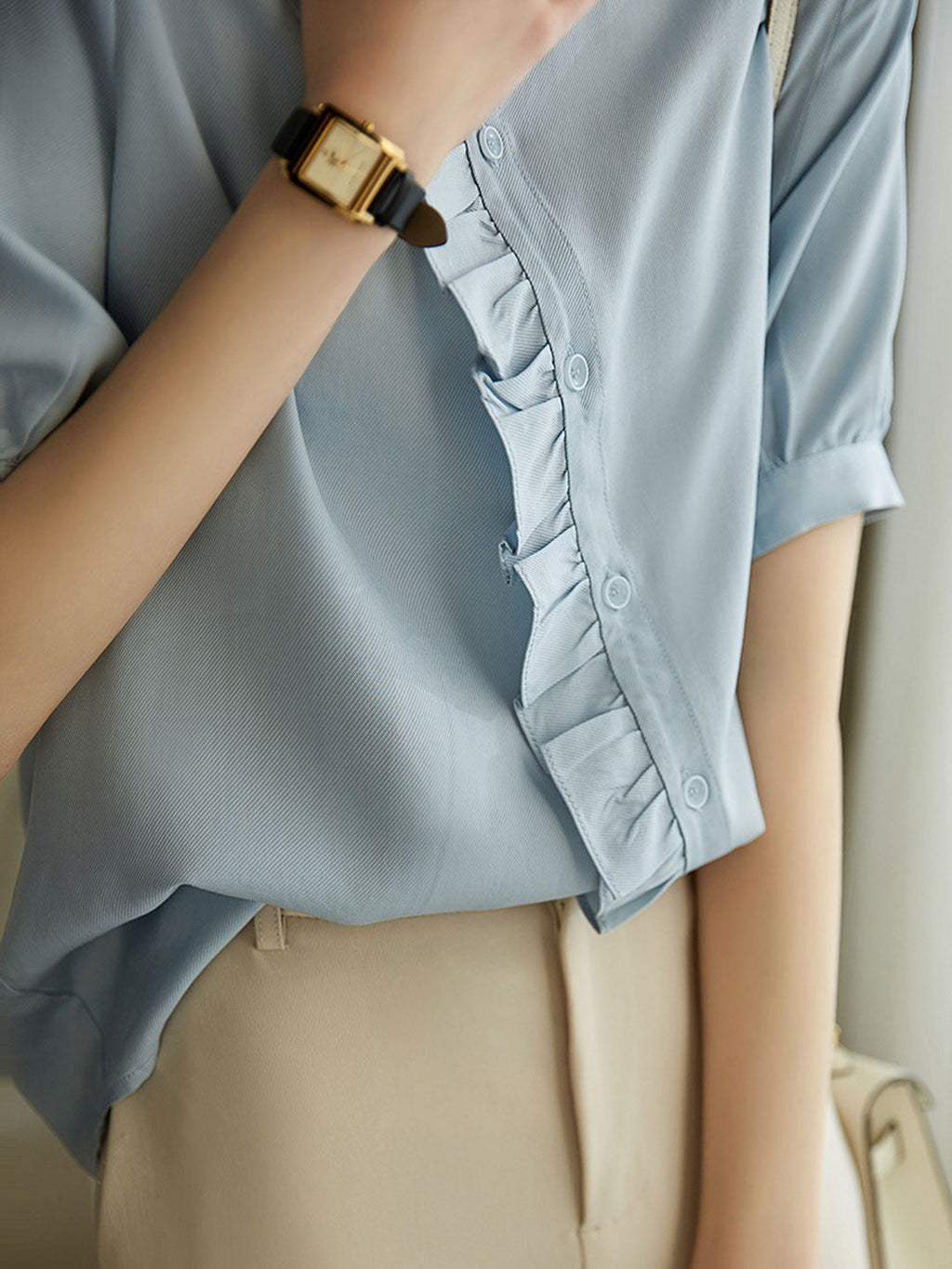 Beautifully Crafted Shirt in a Classic Style
