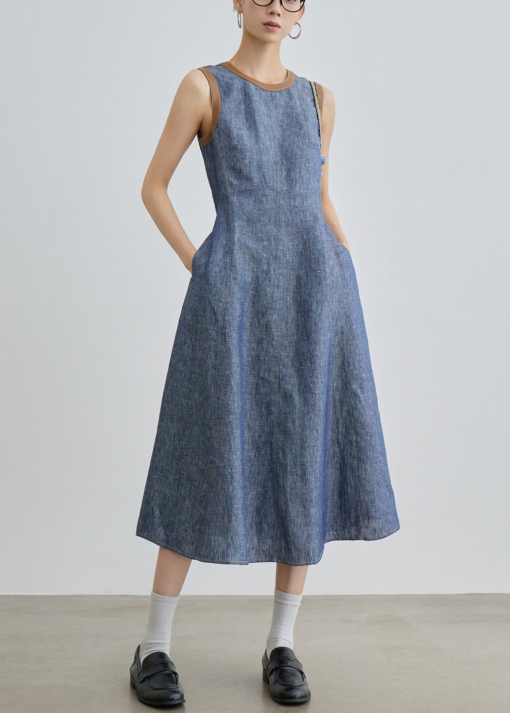Polished Dress with an Effortless Classic Look