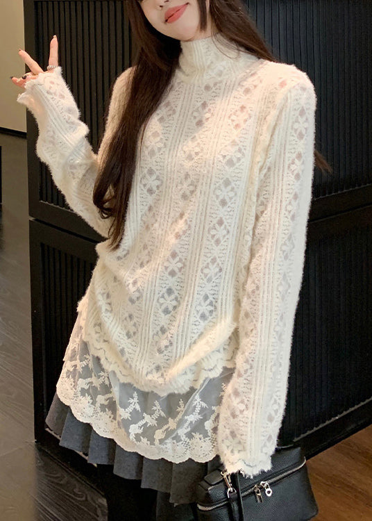 Effortlessly Elegant Sweater with a Timeless Design