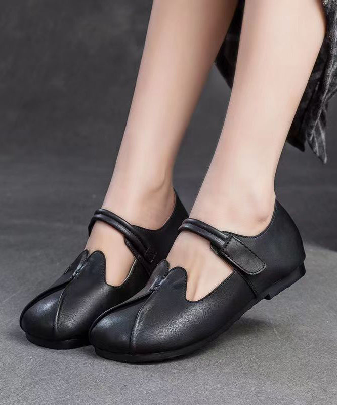 Chic Orthopedic Flats with Unique Design