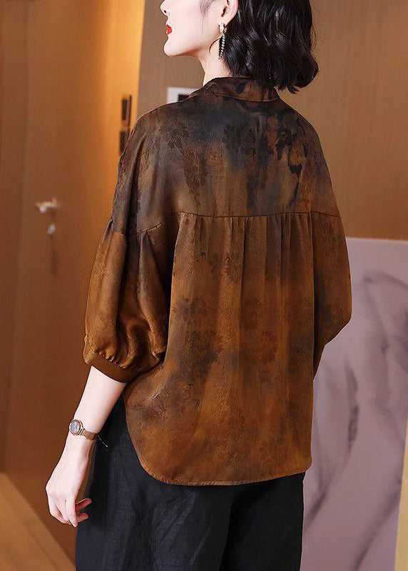 Gracefully Styled Blouse for Any Occasion