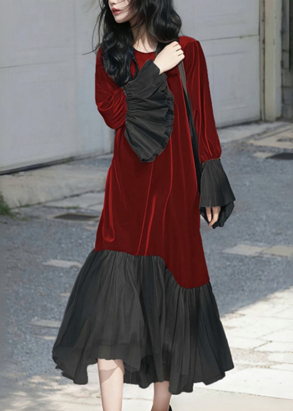 Gracefully Styled Dress for Any Occasion