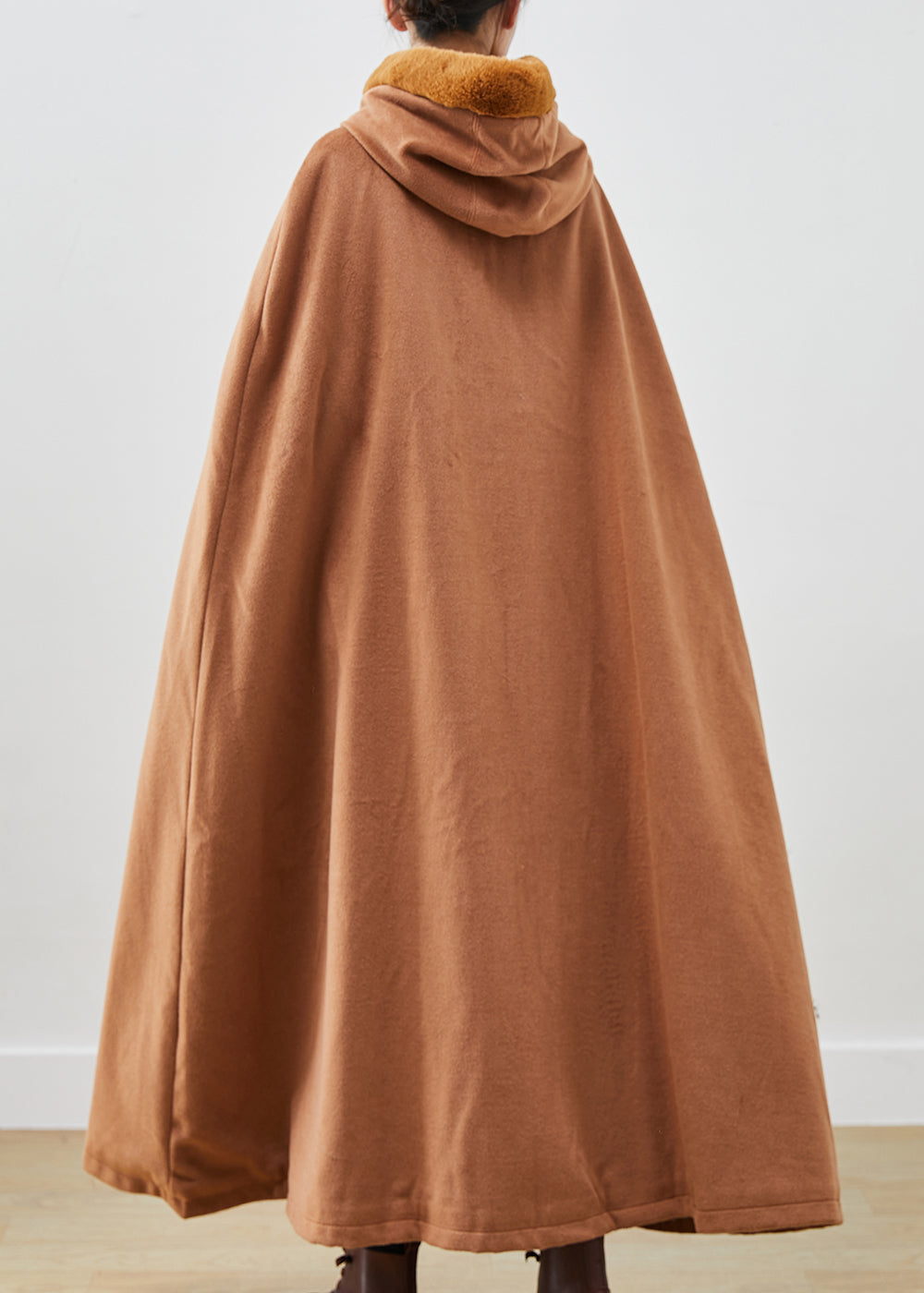 Gracefully Styled Coat for Any Occasion