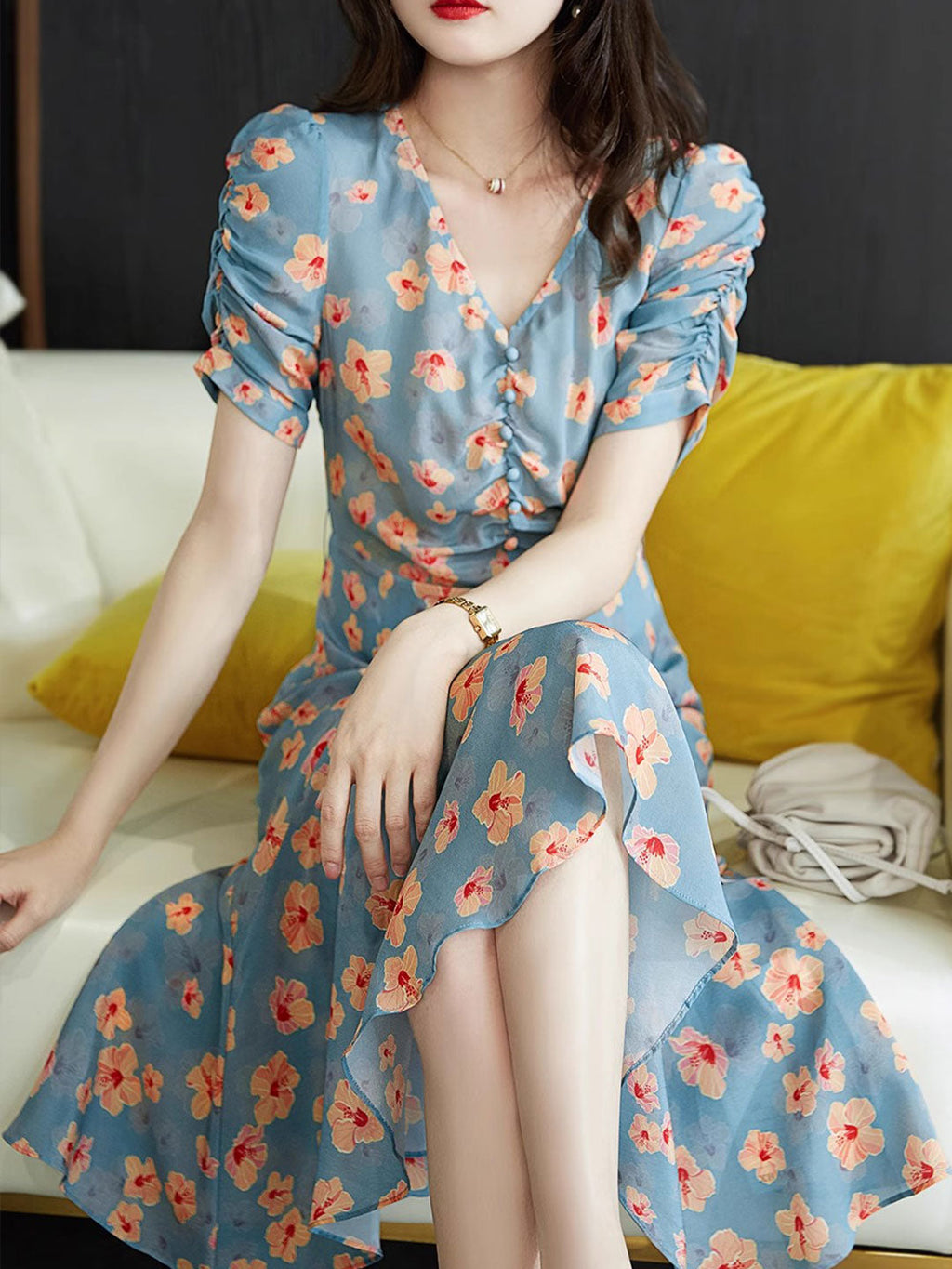 Classic Vintage & Enduringly Stylish Dress