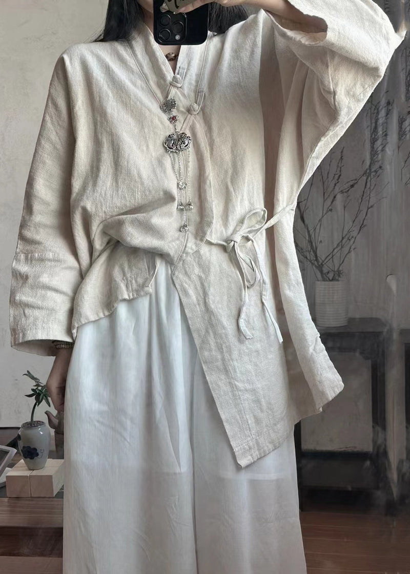 Classic Vintage Shirt with a Flattering Fit
