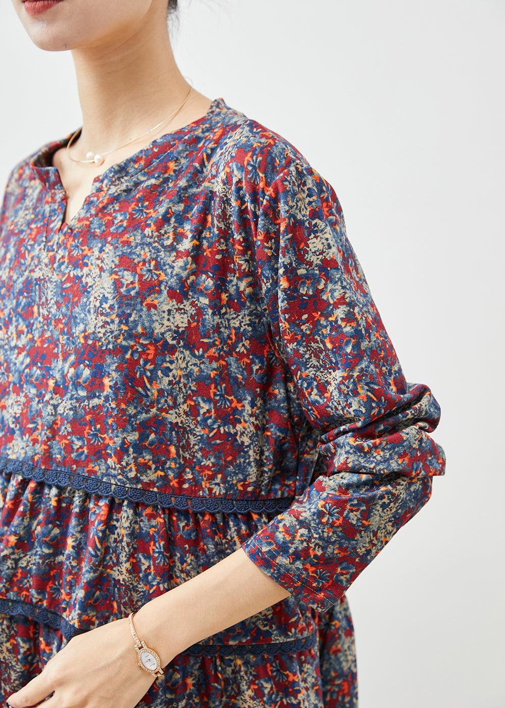 Beautifully Crafted Dress in a Classic Style