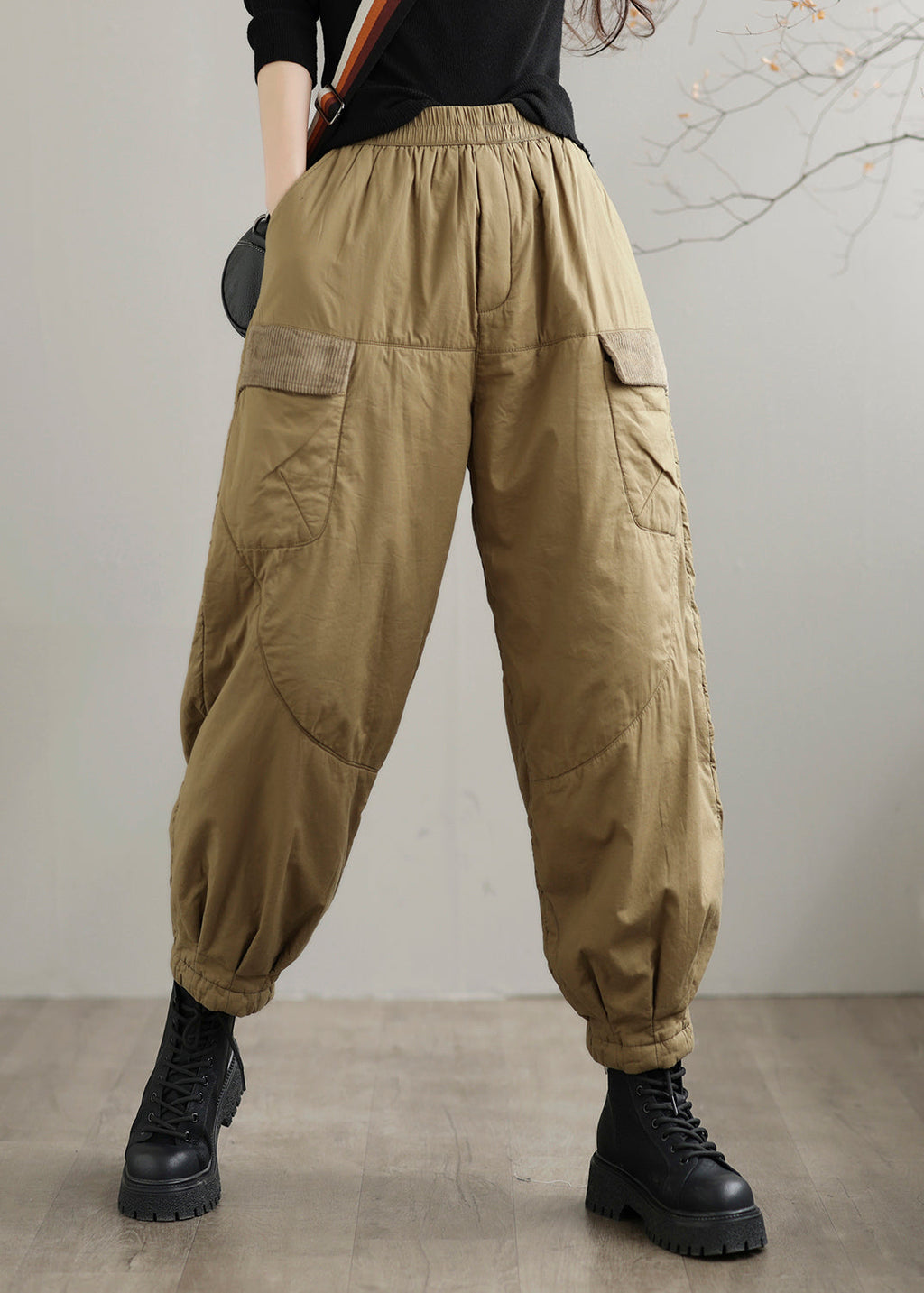 Well Tailored Pants with a Graceful Silhouette