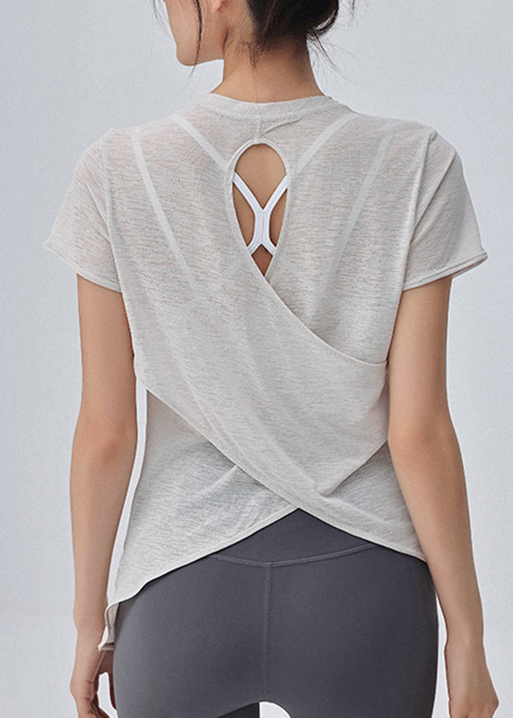 Well Tailored Top with a Graceful Silhouette
