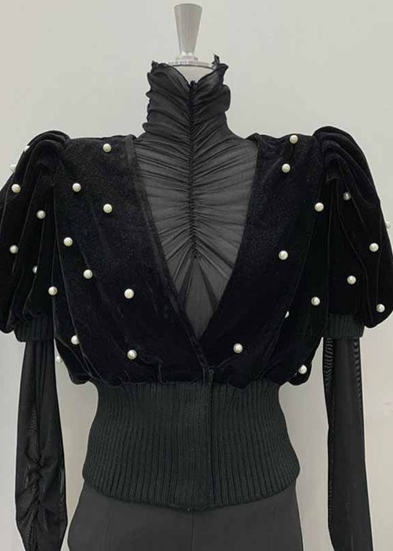 A Vintage Style Top with Delicate Timeless Details