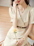 Effortlessly Elegant Dress with a Timeless Design