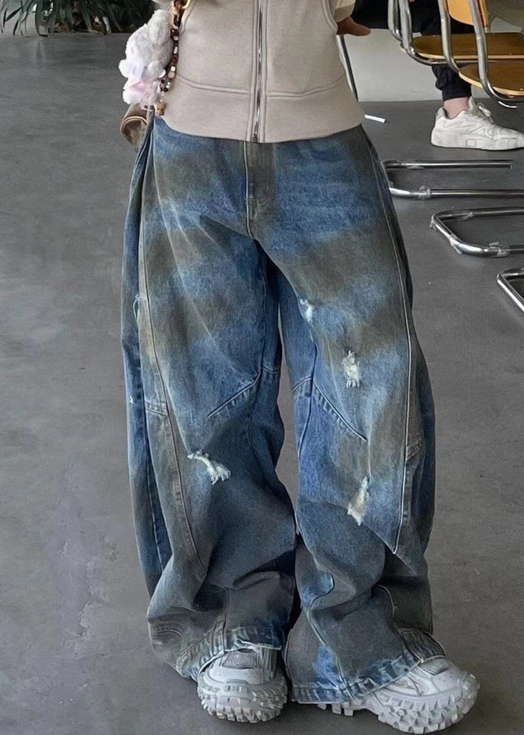 Gracefully Styled Pants for Any Occasion