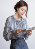 Sophisticated Blouse with a Clean Classic Look