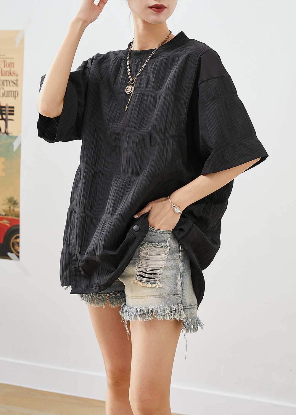 Effortlessly Elegant Top with a Timeless Design