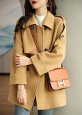 Effortlessly Elegant Coat with a Timeless Design