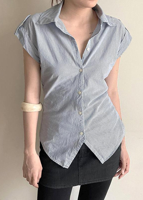 Beautifully Finished Blouse in a Timeless Design