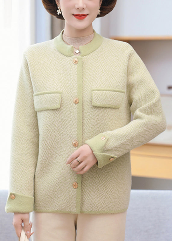 Elegantly Styled Cardigan for Everyday Wear
