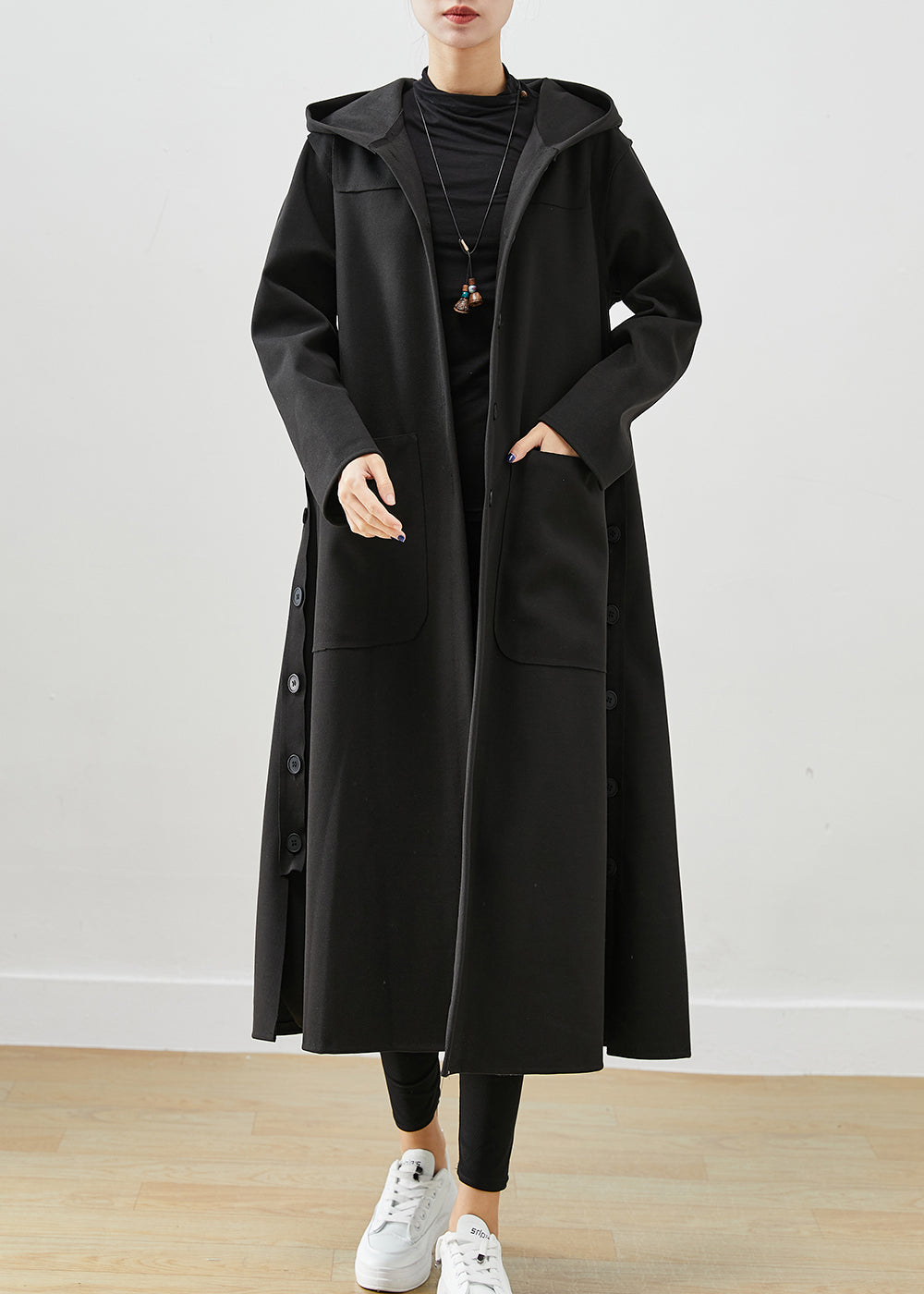 Elegantly Styled Coat for Everyday Wear