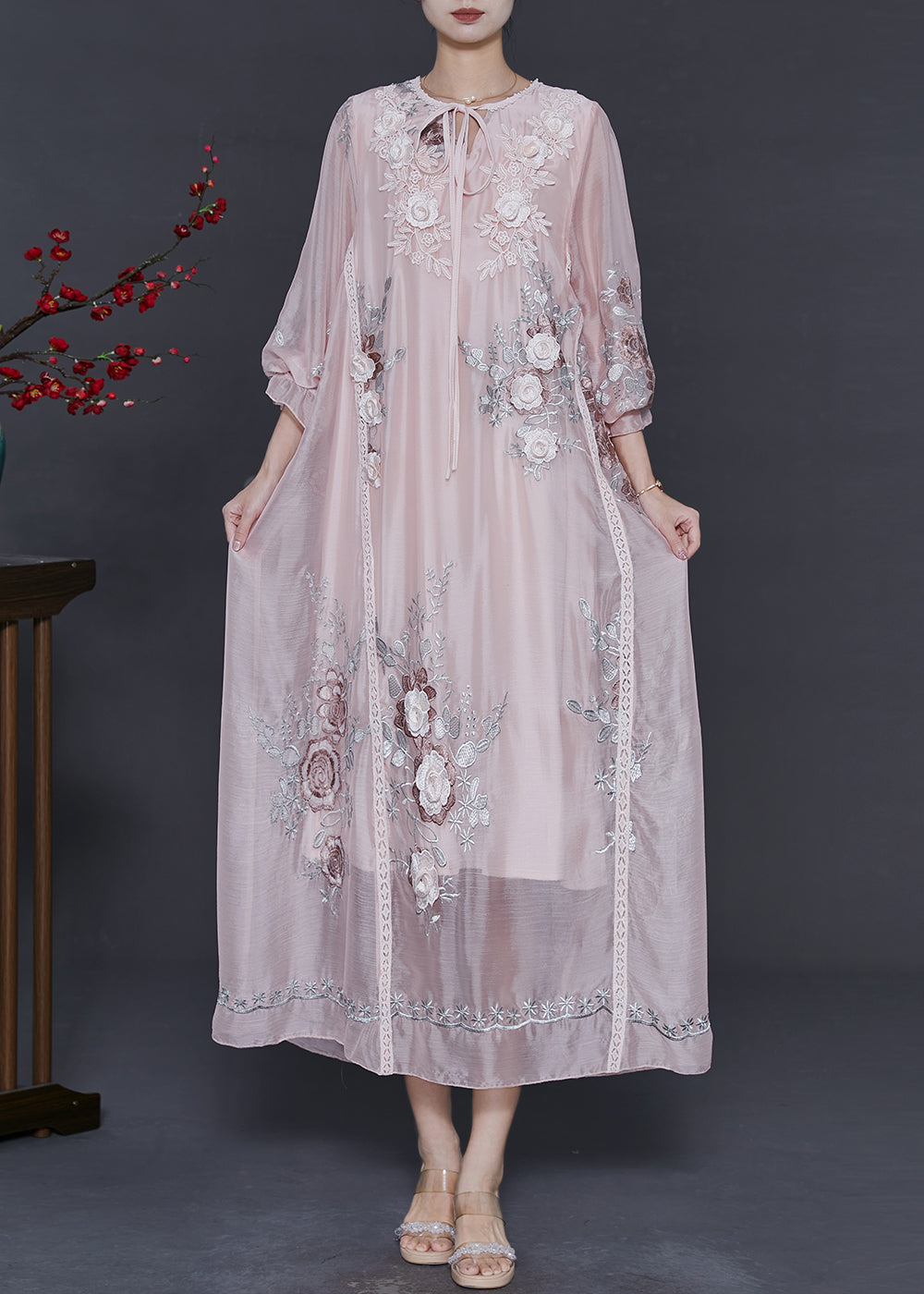 Classic Vintage Dress with a Flattering Fit