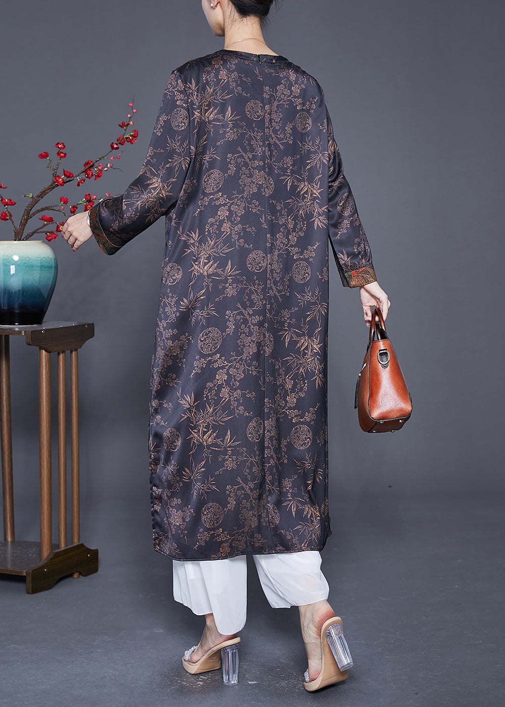 Classic Vintage & Enduringly Stylish Dress