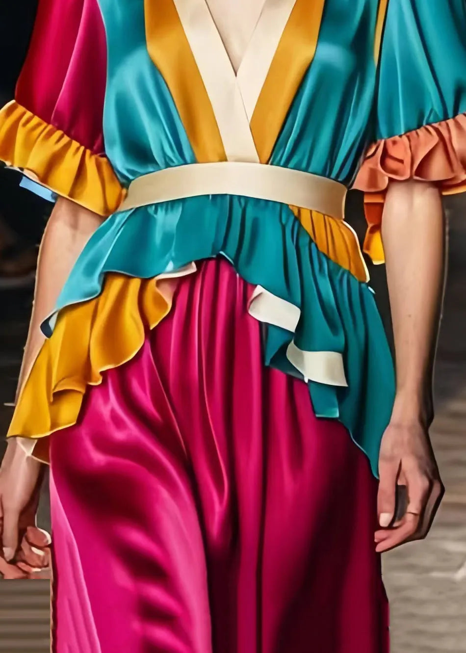 Beautifully Crafted Dress in a Classic Style