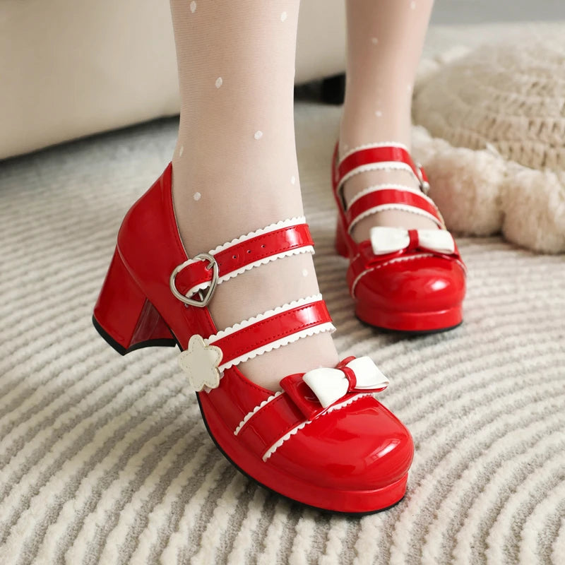 Graceful Orthopedic Pumps for Modern Look