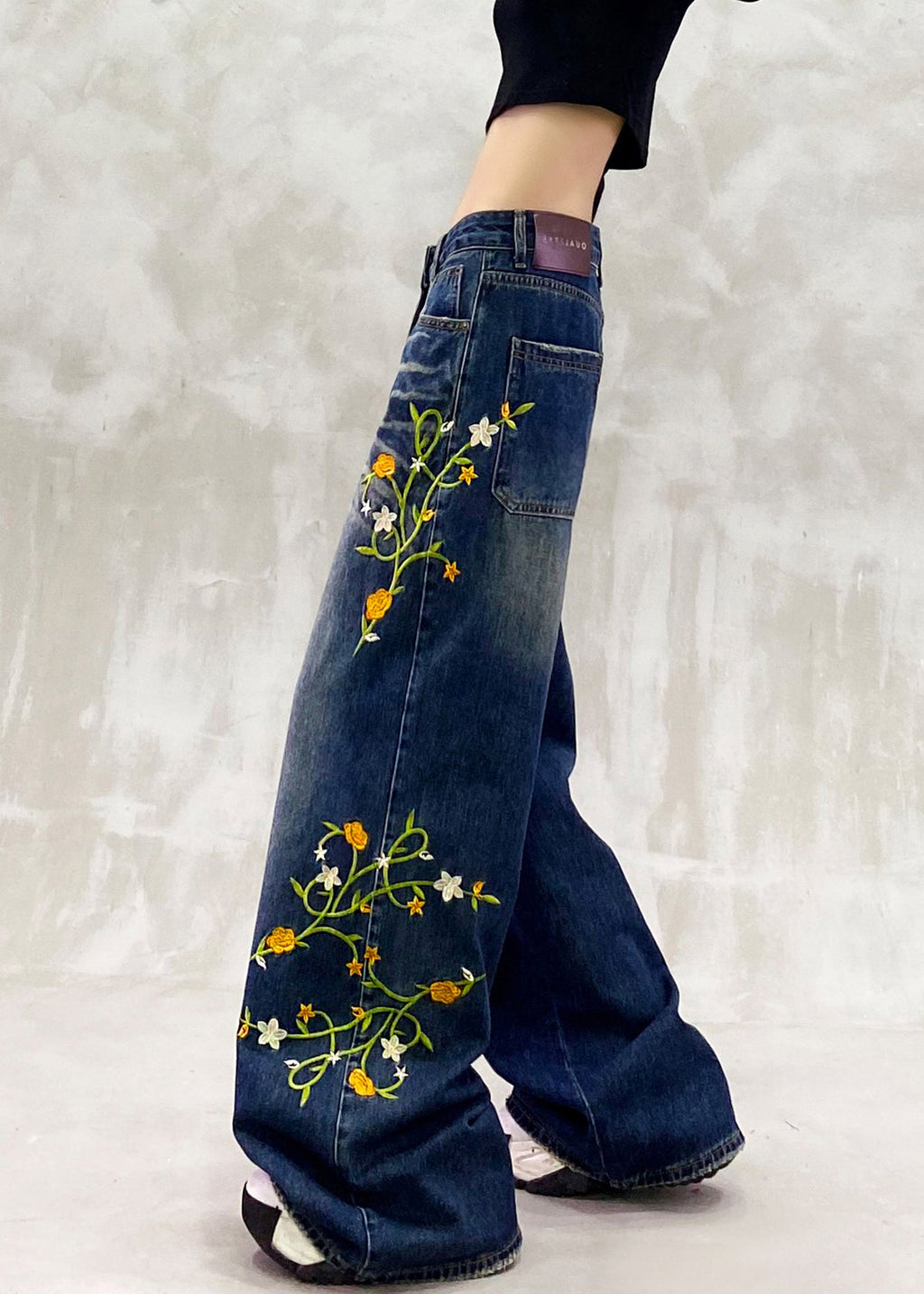 Classic Vintage Pants with a Flattering Fit