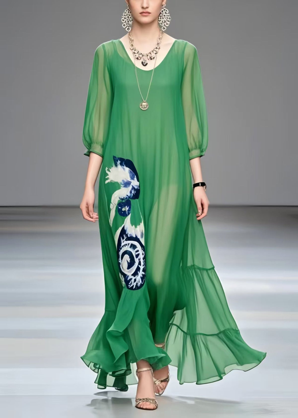 Classic Vintage Dress with a Flattering Fit