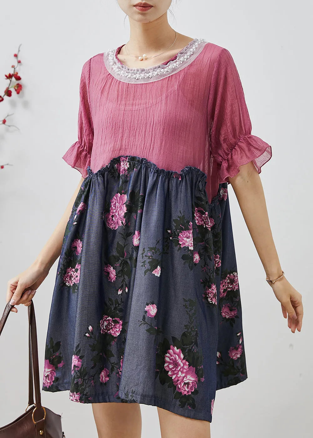 Gracefully Styled Dress for Any Occasion