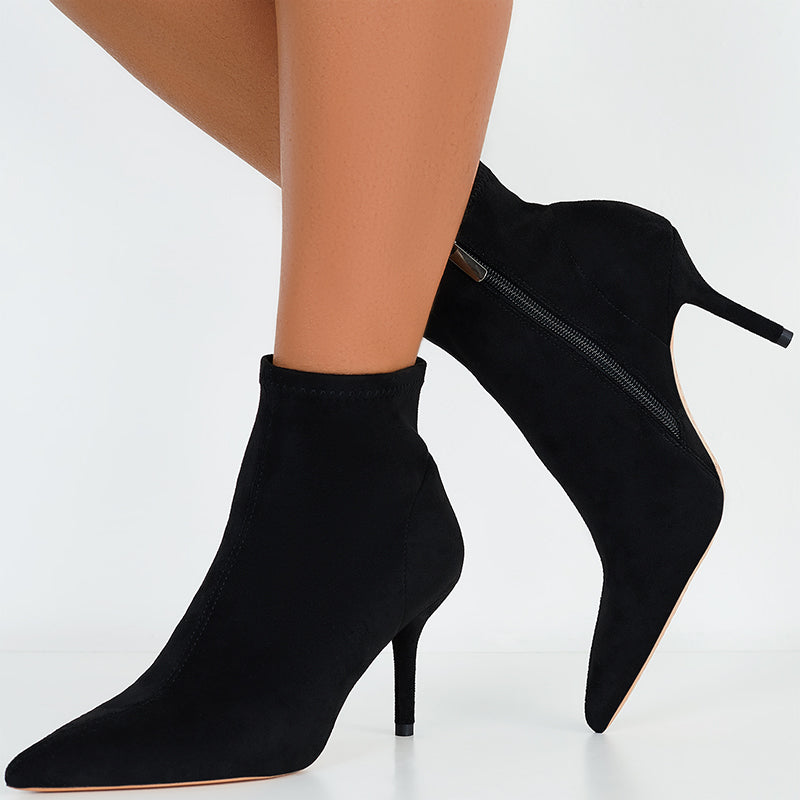 Graceful Orthopedic Boots for Modern Look