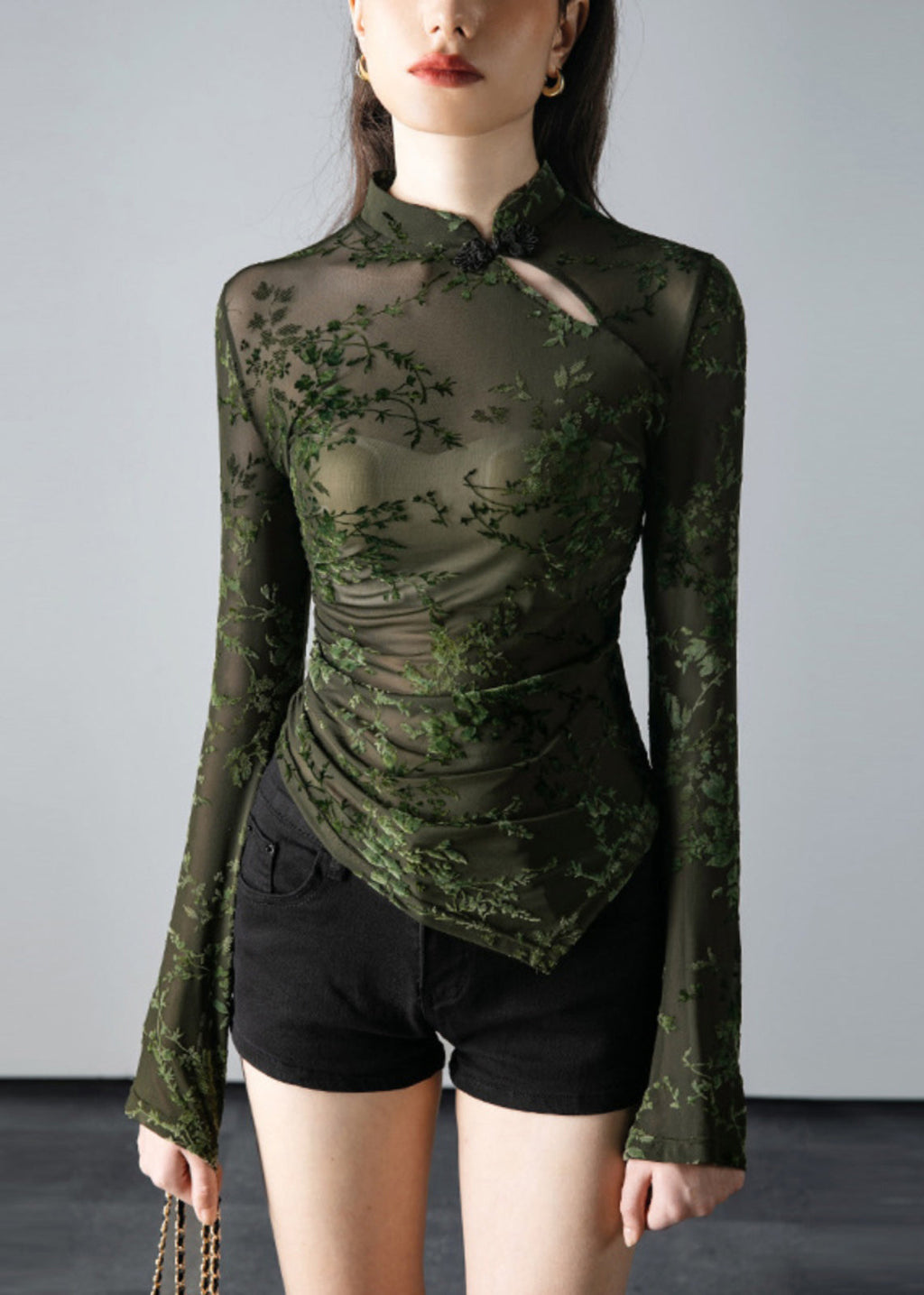 Classic Vintage Top with a Flattering Fit